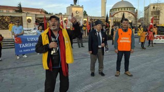 57. Alay, 15. Hava Bölüğü Keşanda buluştukları 27. Alay gönüllüleri ile Çanakkaleye uğurlandı