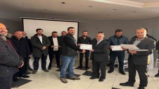 8 saatte Kur-an okumayı öğreniyorlar