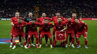 A Milli Futbol Takımında 6 değişiklik