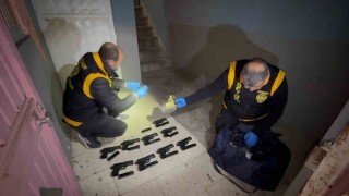 Adanada cephanelik gibi ev: 22 adet tabanca ele geçirildi
