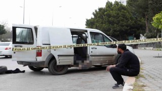 Adliyeye birlikte geldiği arkadaşını 1 saat sonra ölü olarak buldu