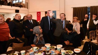 Ahmet Ataç Sivrihisarlılarla iftar yemeğinde buluştu