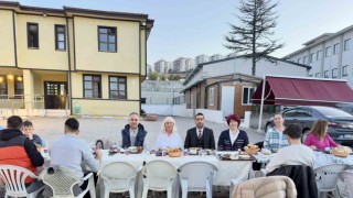 Aile ve Sosyal Hizmetler İl Müdürlüğünden çocuklara özel iftar programı