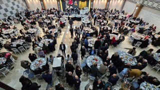 AK Parti Bandırma İlçe teşkilatı iftarda buluştu
