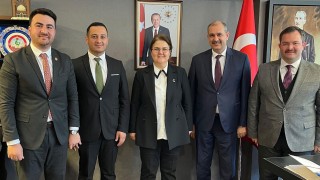 AK Parti Osmaniye Heyeti TBMM’de Derya Yanık’ın Misafiri Oldu