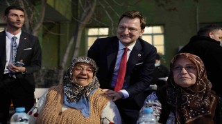 AK Parti Sağlık Politikaları Başkanı Yerebakan, hasta ve hasta yakınlarıyla iftarda bir araya geldi