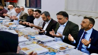 AK Partili Baybatur Sarıgölde temaslarda bulundu