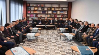 Akar ve Büyükkılıçtan kanaat önderleriyle eğitim istişaresi