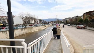 Akarca Yaya Köprüsüne engelli rampası