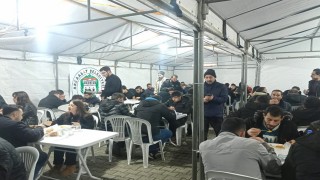 Akçaabatta her gün bin kişi iftar sofrasında bir araya geliyor