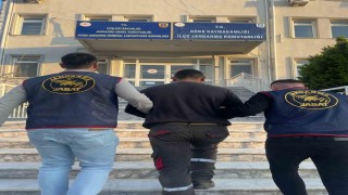 Akrabalarını ziyarete geldi, operasyonla yakalandı