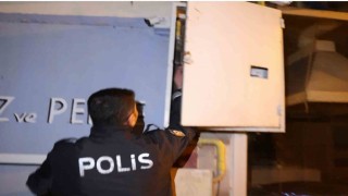 Aksarayda muhtemel yangın polisin dikkatiyle önlendi