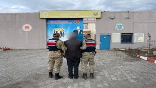 Akyakada 7 yıl hapis cezası bulunan 1 kişi yakalandı