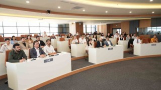 Alanyada gençler için yerel yönetimler 101 eğitimi tamamlandı