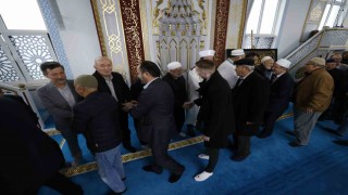 Almanyada müslümanlardan bayram namazına yoğun ilgi