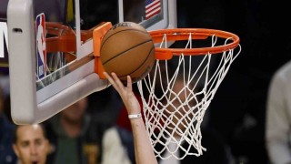 Alperen Şengünün triple-double performansı galibiyete yetmedi