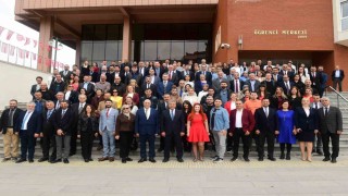 Anadolu Üniversitesi bayramlaşma töreninde bir araya geldi