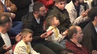 Ankaralılar bayram namazında Kocatepe Camiini doldurdu