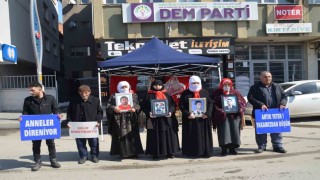 Annelerin evlat hasreti devam ediyor