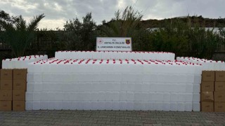 Antalyada sahte alkol operasyonunda 20 bin litre etil alkol ele geçirildi
