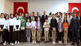 Arabanda İstiklal Marşının kabulü ve Milli Şair Mehmet Akif Ersoyu anma programı düzenlendi