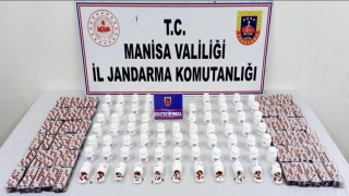 Araçlarında uyuşturucu haplarla yakalandılar