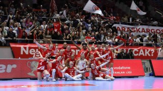 Aras Kargo Kadın Voleybol Takımı, ligdeki yerini sağlamlaştırdı