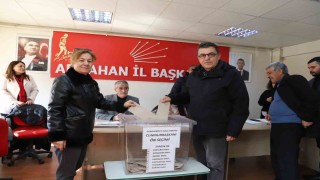 Ardahanda CHPde cumhurbaşkanı adaylık ön seçimi için oy kullanılıyor