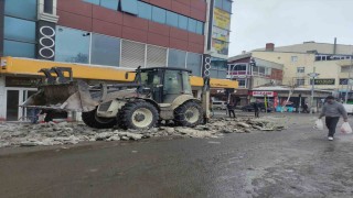 Ardahanda kar ve buzla mücadele çalışmaları sürüyor
