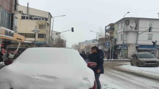 Ardahanda kar ve soğuk hava etkili oldu