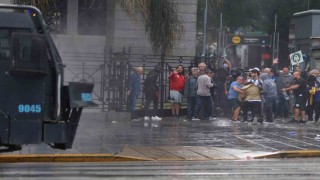 Arjantinde kemer sıkma politikasına protesto