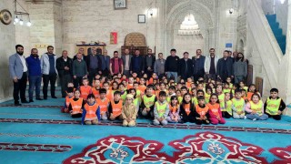 Asırlık camide yaşlılara yönelik bir etkinlik gerçekleştirdi