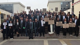 Avukatlar Cübbeleriyle Adalet İçin Yürüdü