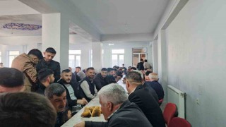 Aydınlar beldesinde yüzlerce kişi bayram yemeğinde buluştu