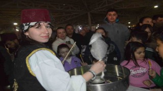 Ayvalıkta Büyükşehirin iftarına yoğun katılım
