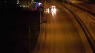Babasından kaçırdığı araçla polisle kovalamaca yaşadı: Abi aracı babamdan kaçırdım