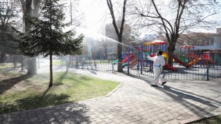 Bahar aylarının gelmesiyle Melikgazi Belediyesi ilaçlama çalışmalarına başladı