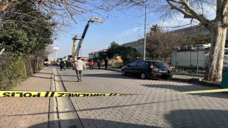 Bahçelievlerde vinç sepetinden düşen 4 işçi yaralandı
