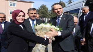 Bakan Bayraktar Erzurumda