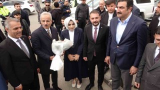 Bakan Uraloğlu, AK Parti Batman İl Başkanlığını ziyaret etti