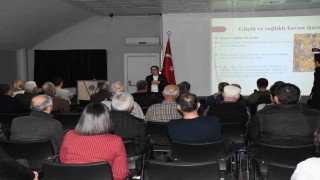 Balıkesir Büyükşehirden arıcıları bir araya getiren panel