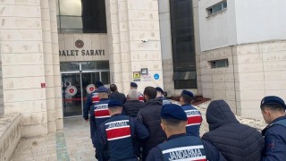 Balıkesirde 16 düzensiz göçmen yakalandı