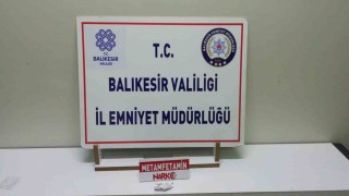 Balıkesirde huzur ve güven uygulamasında 8 aranan şahıs yakalandı