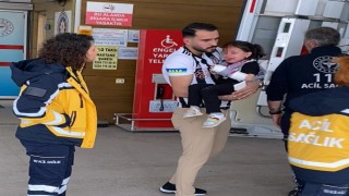 Balkondan düşen çocuk ağır yaralandı