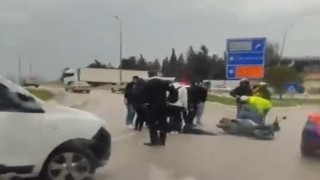 Bandırmada iki araç çarpıştı: 2 yaralı