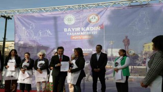 Başkan Arastan afişteki görüntüye tepki: Kadını eve hapsedemezsiniz