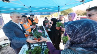 Başkan Çiftçi, kabir ziyareti yapan Çayırovalıları yalnız bırakmadı