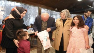 Başkan Çolakbayrakdar, iftarını yetim çocuklarla yaptı