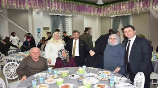 Başkan Dinç: Biz büyük bir aileyiz