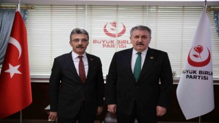 Başkan Dinç, Muhsin Yazıcıoğlu ve yol arkadaşları için düzenlenen anma programına katıldı